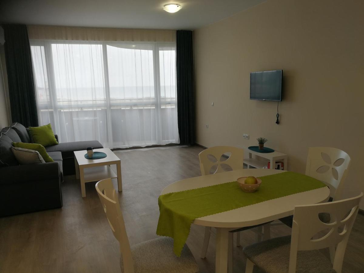 Donchevi Apartments Primorsko Dış mekan fotoğraf