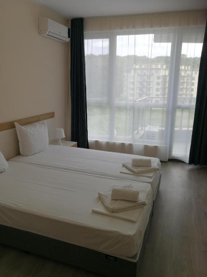 Donchevi Apartments Primorsko Dış mekan fotoğraf