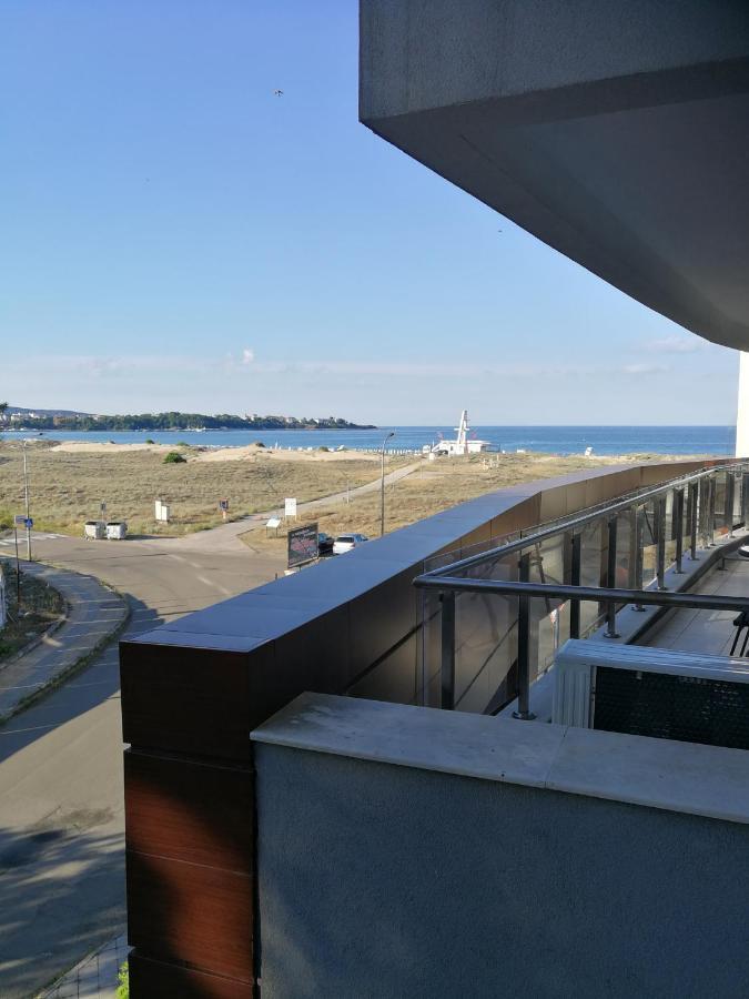 Donchevi Apartments Primorsko Dış mekan fotoğraf