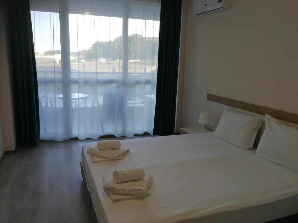 Donchevi Apartments Primorsko Dış mekan fotoğraf