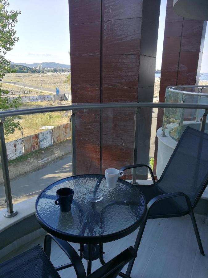 Donchevi Apartments Primorsko Dış mekan fotoğraf