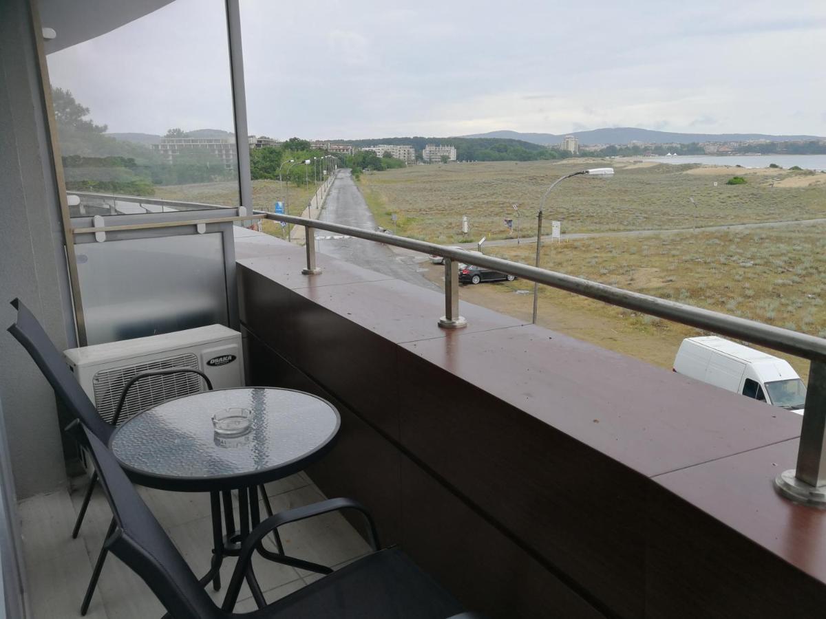 Donchevi Apartments Primorsko Dış mekan fotoğraf