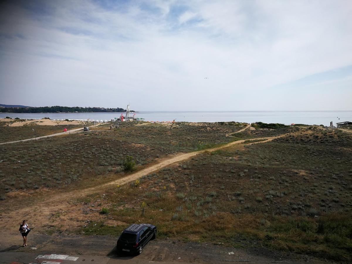 Donchevi Apartments Primorsko Dış mekan fotoğraf