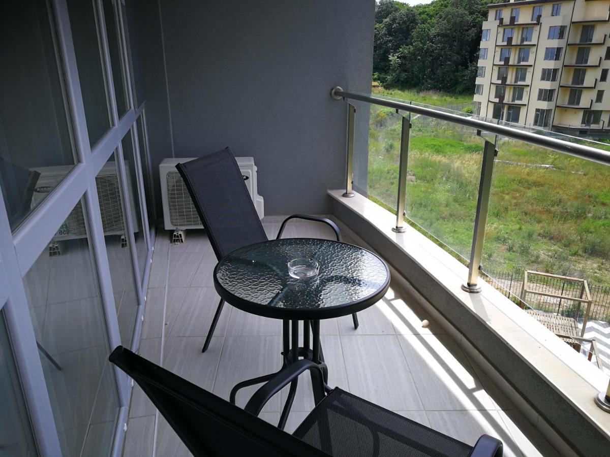Donchevi Apartments Primorsko Dış mekan fotoğraf