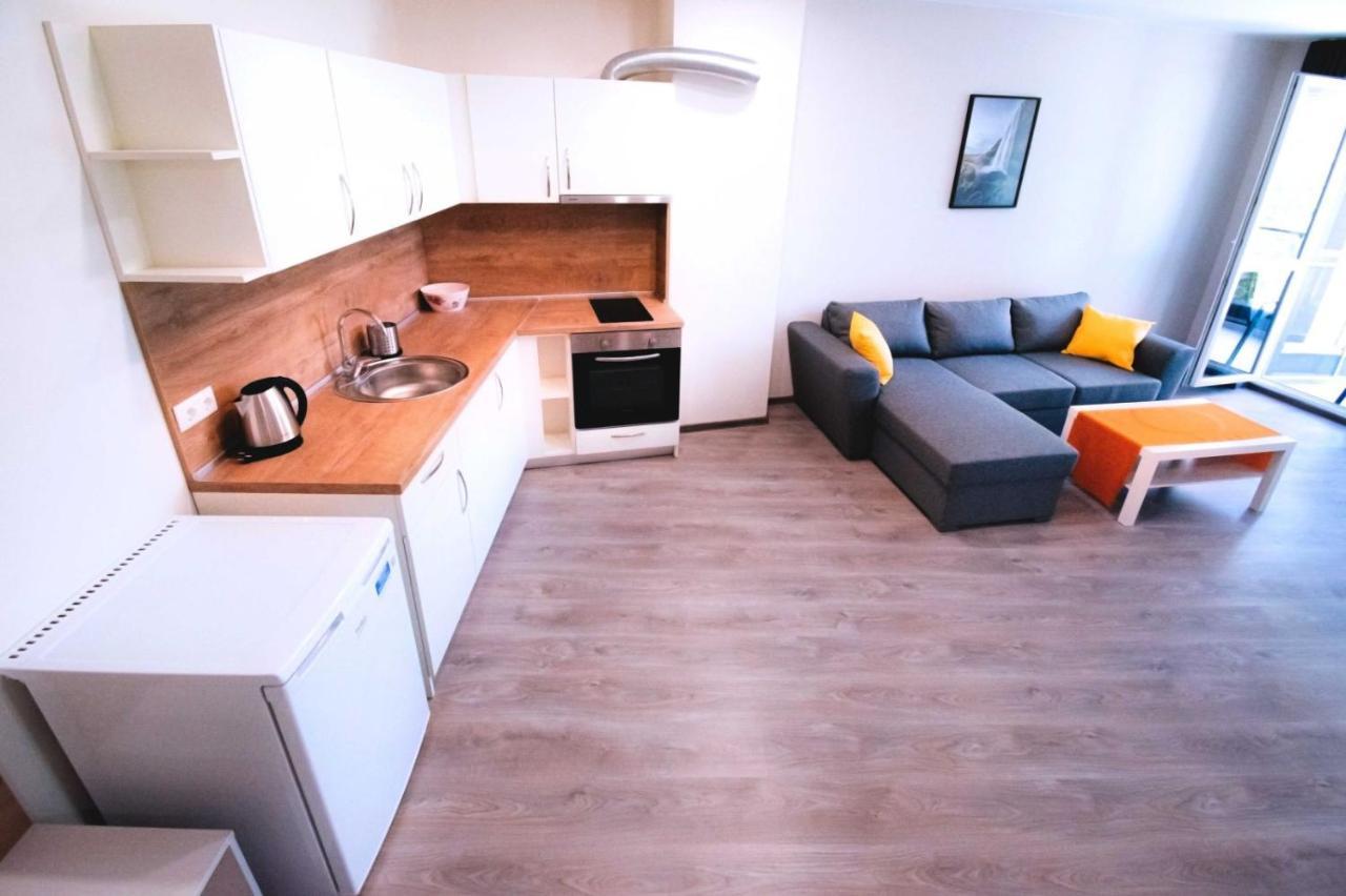 Donchevi Apartments Primorsko Dış mekan fotoğraf
