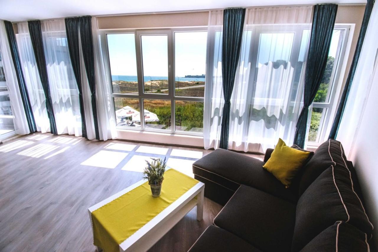 Donchevi Apartments Primorsko Dış mekan fotoğraf